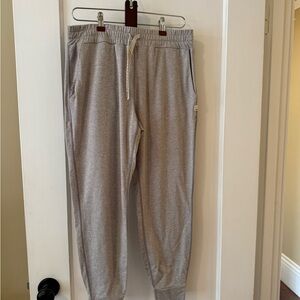 Vuori Gray Sweatpants with Elastic Cuffs and Relaxed Fit